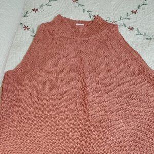Sleeveless summer sweater